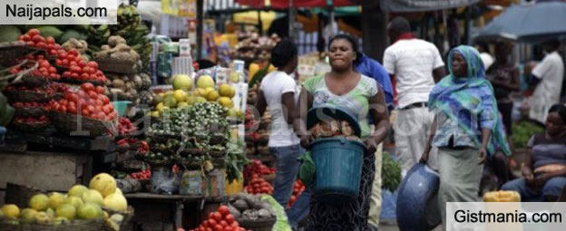 18 Year Old Phone Thief, Avwerosuo Esekomeh Dances Round Warri Market ...